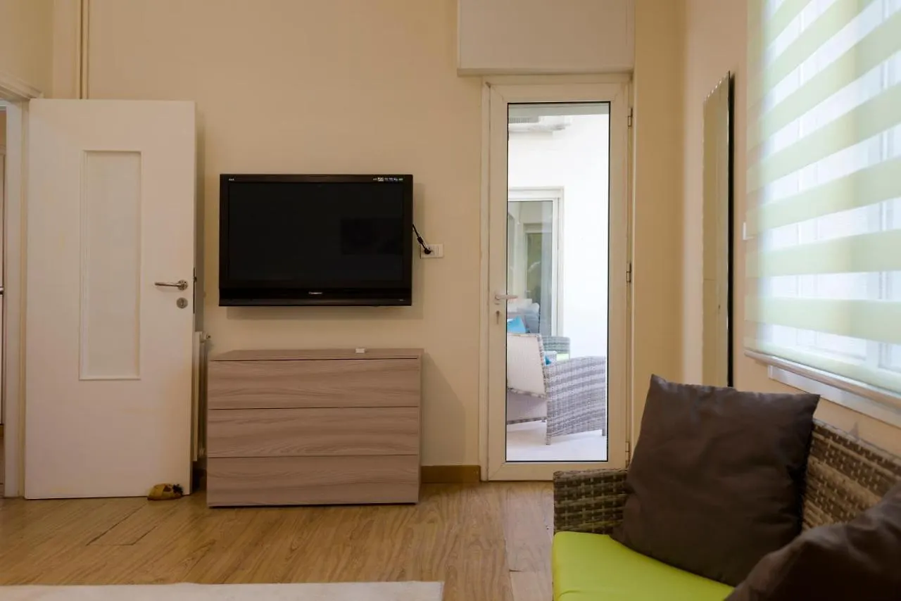Pasteur 2Bd Spacious Apartment Beirut 0*,