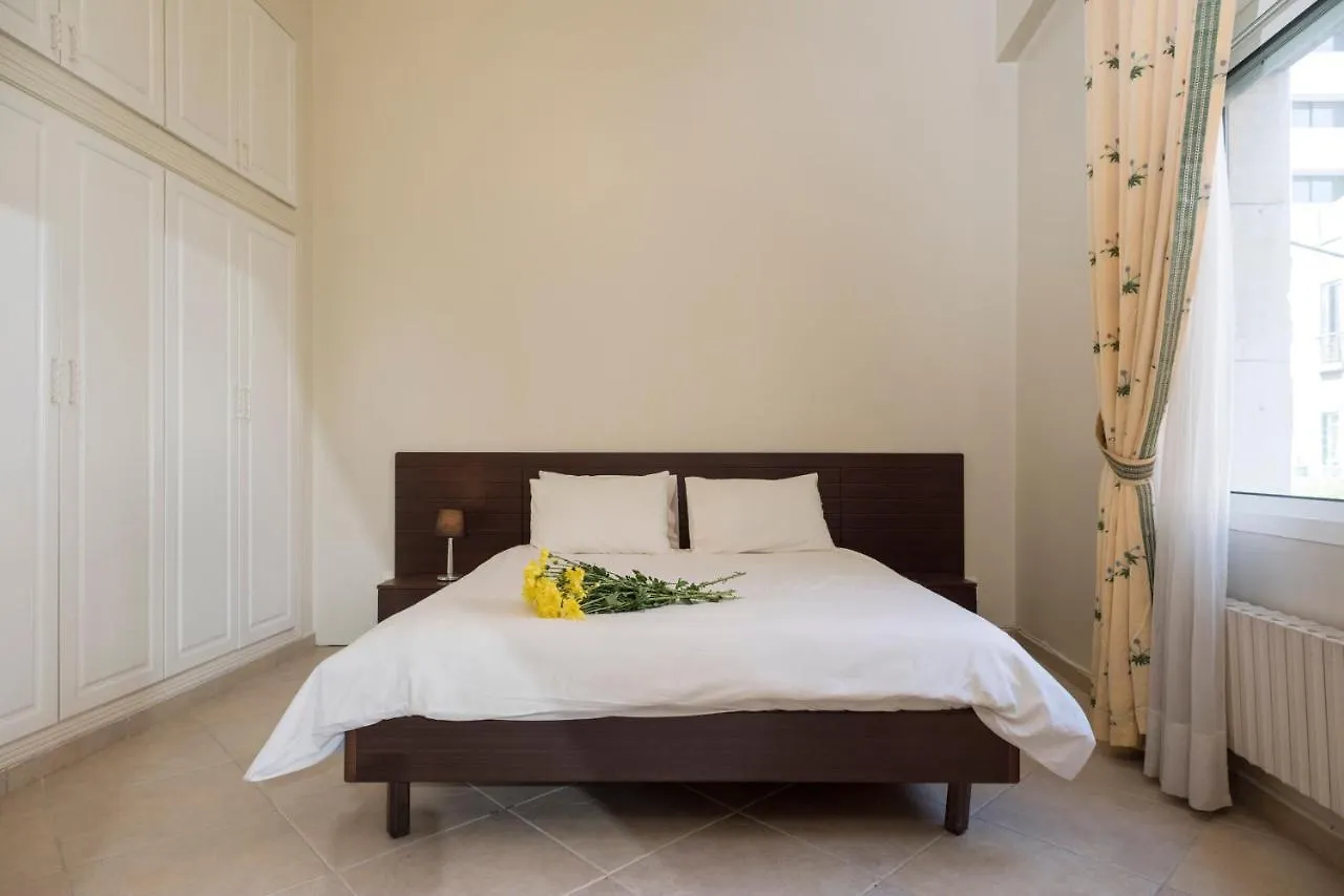 Pasteur 2Bd Spacious Apartment Beirut